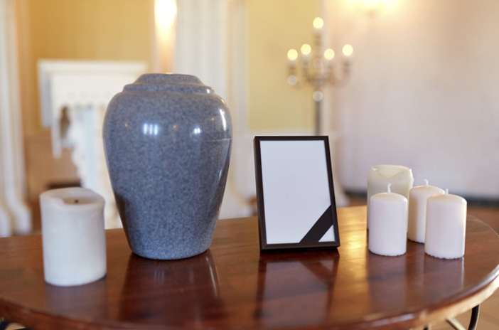 7 Tips for Choosing an Urn for Your Loved One